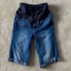 H&M Maternity Shorts